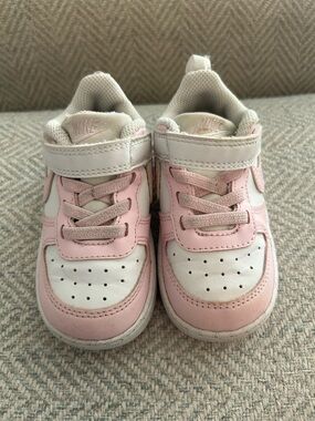Nike Kids White and Pink Velcro Sneakers